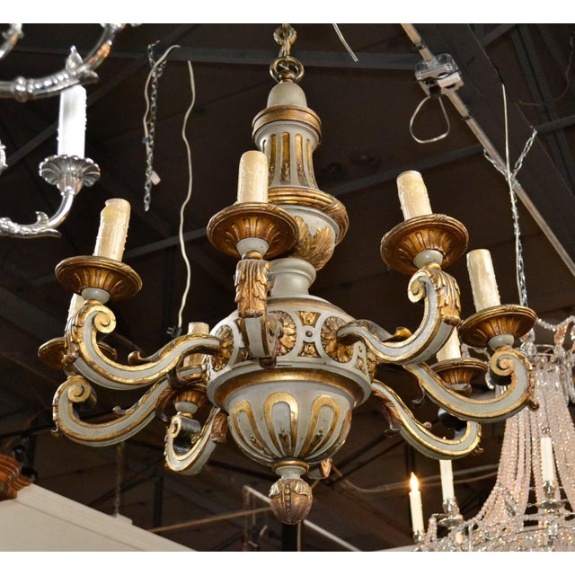 Traditional 19th Century Continental Parcel-Gilt Chandelier For Sale - Image 3 of 8