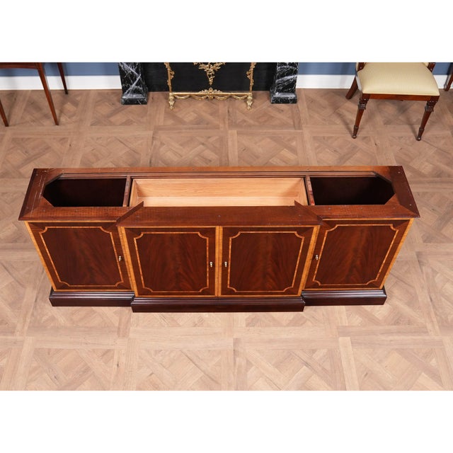 Traditional 1980s Vintage Councill 2 Part Breakfront For Sale - Image 3 of 12