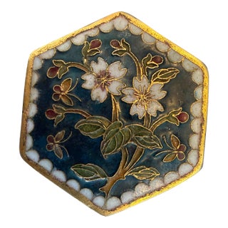 Exquisite Vintage Chinese Cloisonné Enamel Box For Sale