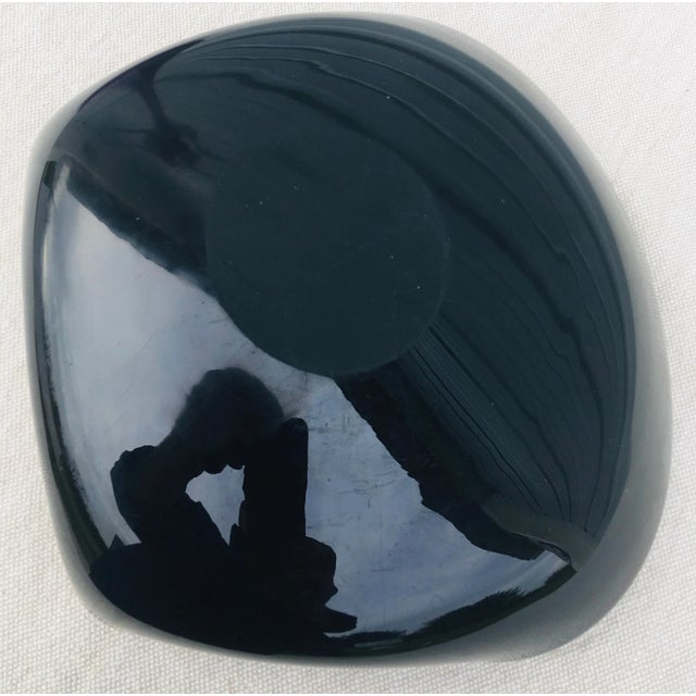 This is a beautiful mid century modern hand blown Italian Marano decorative bowl by Alfred Barbini. The starburst design...