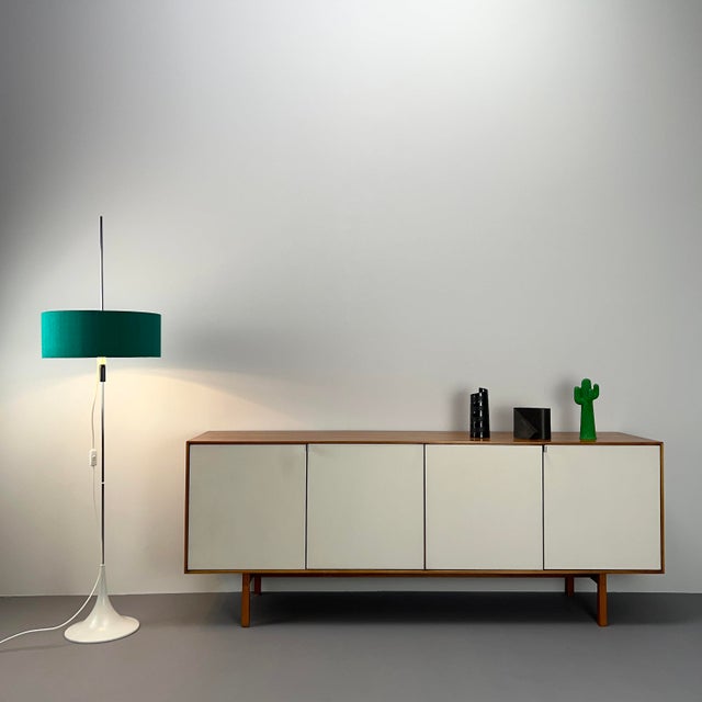 Mid-Century Modern Vintage Model 119 Sideboard by Florence Knoll for Knoll International, 1960s For Sale - Image 3 of 18
