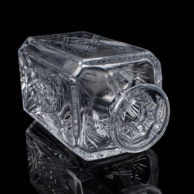 Transparent Vintage Scotch Decanter, English, Cut Glass, Whiskey, Barware, Bottle, c.1970 For Sale - Image 8 of 12