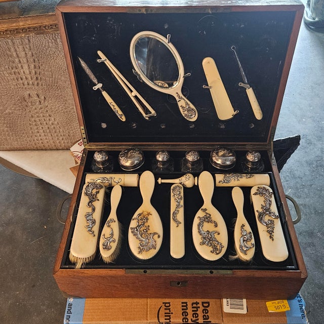 Early 20th Century Edwardian Necessaire in Wood Chest For Sale - Image 9 of 9