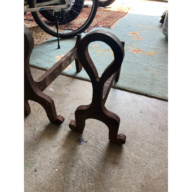 Up for consideration is a beautiful vintage pair of metal minimalist andirons. These would look lovely in your home and...