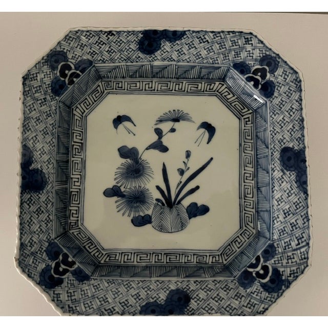 Antique Japanese Blue and White Octagonal Plate With Floral Design For Sale - Image 16 of 18