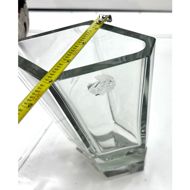 Art Deco Faceted Crystal Glass Vase. Style of Moser For Sale - Image 9 of 10