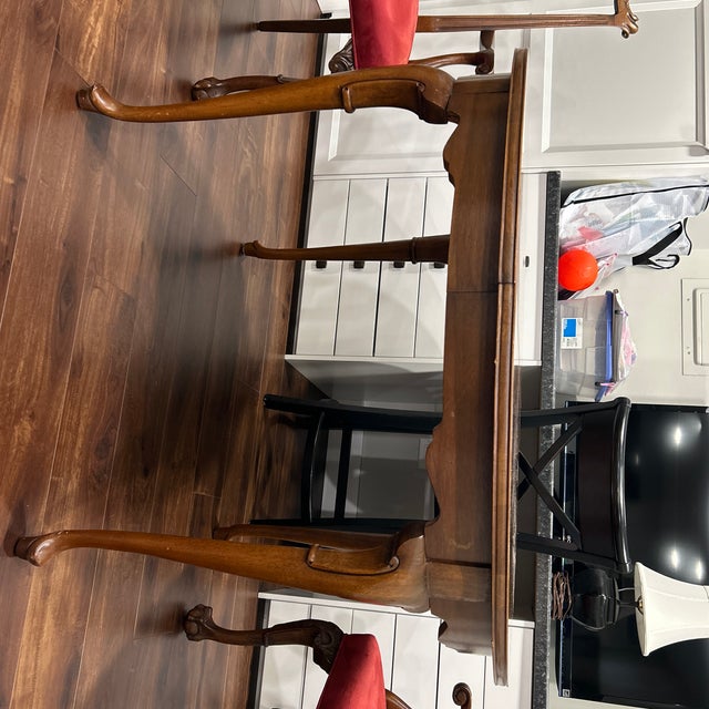 Beautiful Hickory Chair Company dining table crafted with timeless style and quality. - Diameter (without leaf): 44 inches...