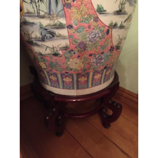 Fine quality vintage Palace sized chubby Chinese floor vaseVase is hand painted and Gold gilded and features exotic...