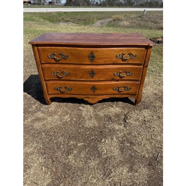 18th Century French Louis XV Cherrywood Chest of Drawer / Commode For Sale - Image 15 of 17
