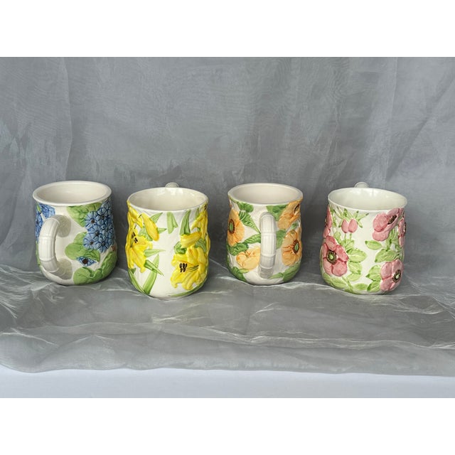 Light Green Vintage Spring Flower Floral Coffee Mug Set For Sale - Image 8 of 11
