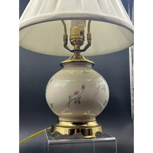 Late 20th Century Vintage Lenox Table Lamp- Rose Manor Collection For Sale - Image 5 of 18
