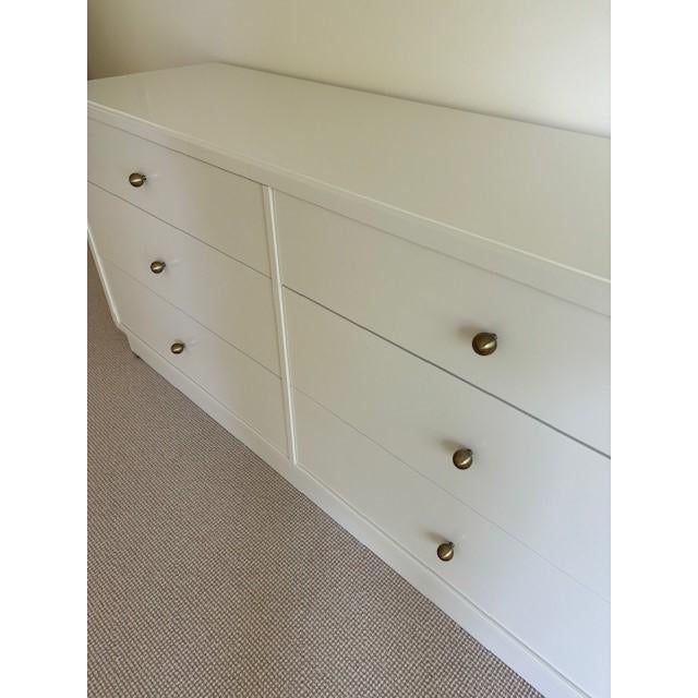 New Vanguard six drawer chest white painted finish, with solid brass ball hardware, hardwood drawers. Never used. An...