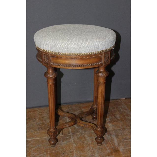 Louis XVI Style Walnut Stool, 1900 For Sale - Image 3 of 11