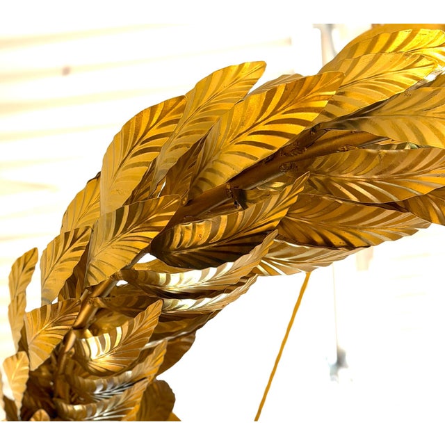 Gold Apollo Grand Circular Laurel Leaf Chandelier in Gilt Wrought Iron For Sale - Image 8 of 14