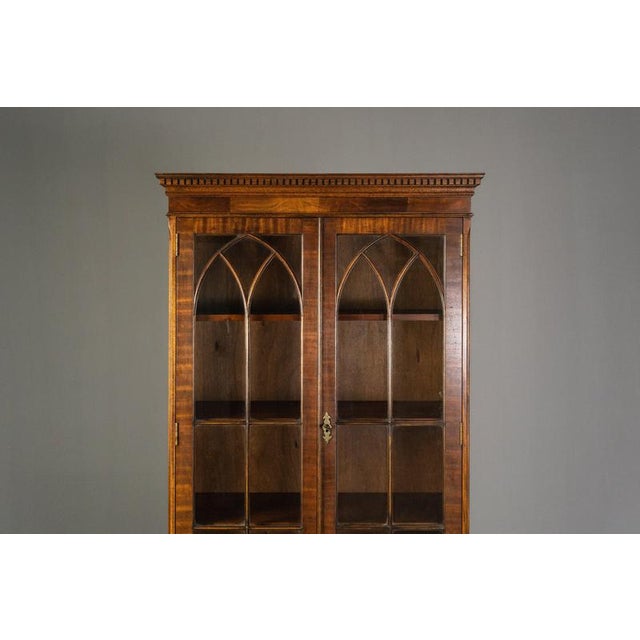 Late 20th Century English Bookcase from Reprodux For Sale - Image 12 of 18
