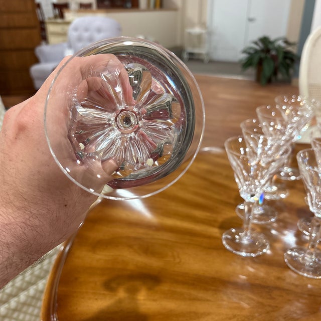 Transitional 1990s Waterford Sheila Claret Wine Glasses – Discontinued 6½" Tall, Sweeping Wedge Cuts, Faceted Stem, Star Foot, Excellent Condition - Set of 12 For Sale - Image 3 of 5