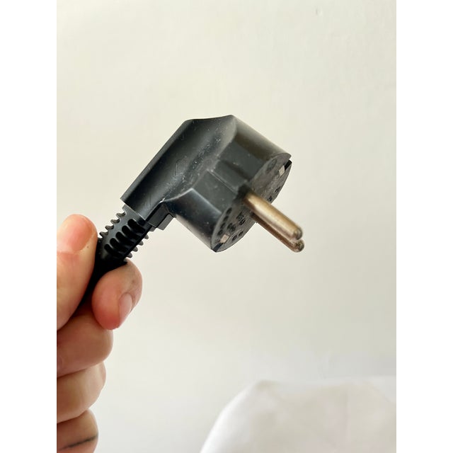 1980s Vintage Table Lamp in Metal with Chrome Details, 1980s For Sale - Image 5 of 10