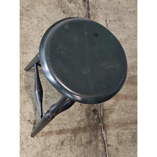 Wood Late 20th Century Dark Green Windsor Tavern Stool Bench Made by Adriance Heritage Dartmouth, Mass For Sale - Image 7 of 10