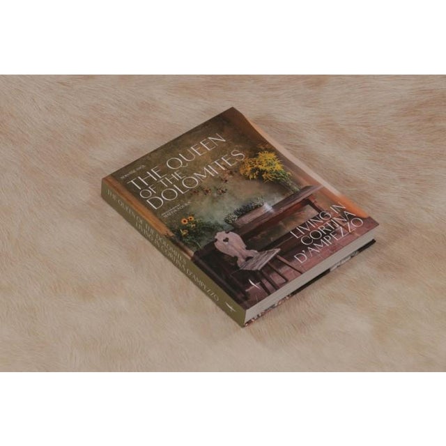 Rug & Kilim’s Large Cowhide Rug in Beige and Cream White Tones For Sale - Image 9 of 9