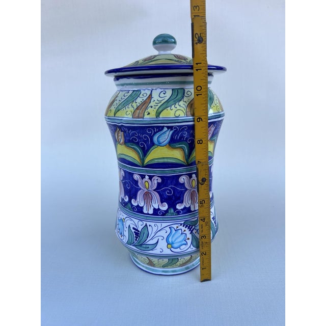 Late 20th Century Jar With Lid, Mario Sambuco, Deruta Italy, Hand Painted, Vantage Italian For Sale - Image 13 of 17