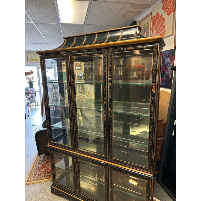 1980s Drexel Heritage Chinoiserie Pagoda Top Curio Display Chairish