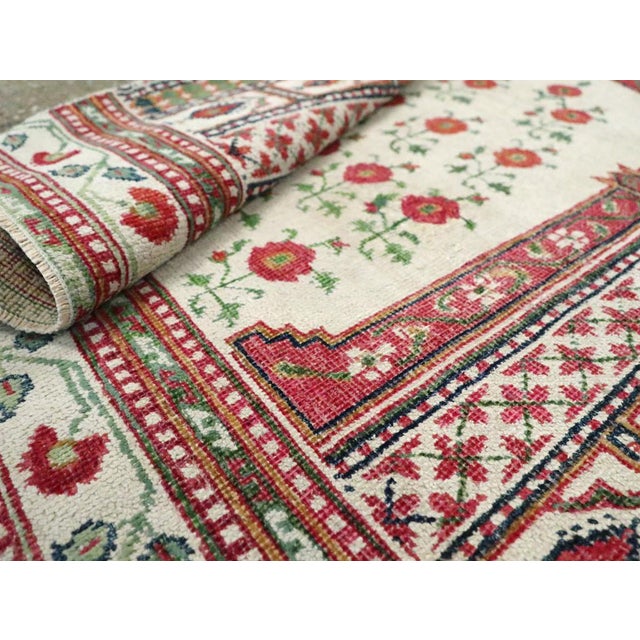 Ivory Galerie Shabab Collection Mid-20th Century Indian Cotton Agra Throw Rug For Sale - Image 8 of 8