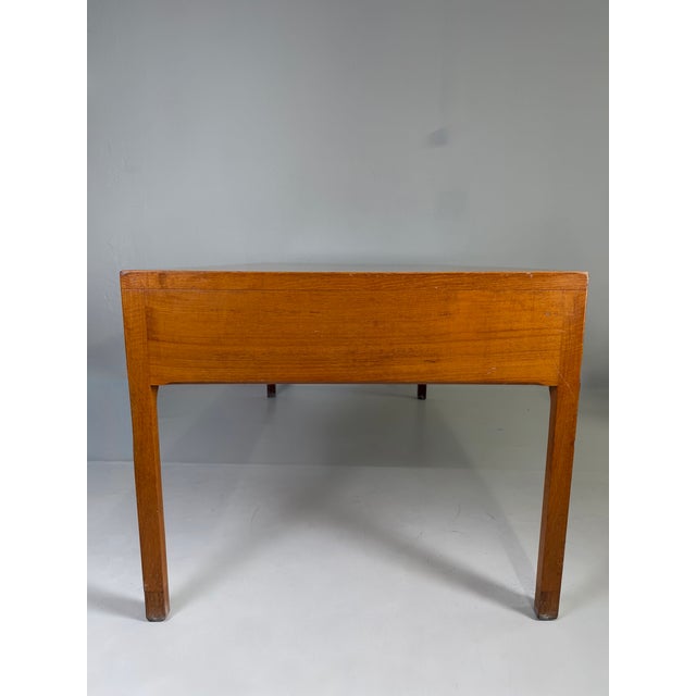 Wood Large Danish Mahogany Desk by Ejner Larsen and Aksel Bender Madsen for Willy Beck, 1950s For Sale - Image 7 of 10