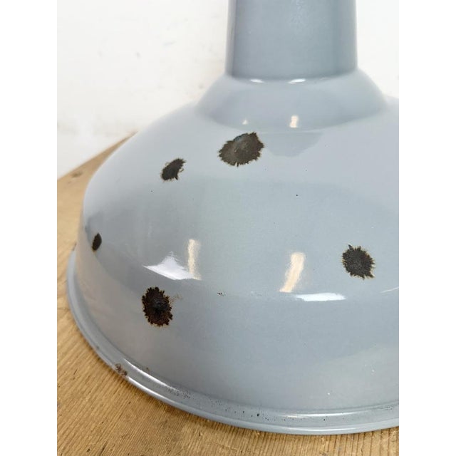 Industrial British Grey Enamel Factory Pendant Lamp from Benjamin Electric Manufacturing Company, 1960s For Sale - Image 12 of 17