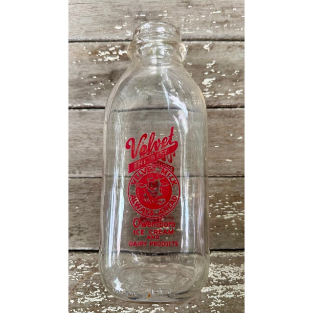 Set of 5, Vintage Milk Bottles and Holder for Flowers/Display For Sale In Boston - Image 6 of 15