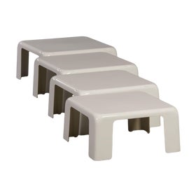 Example of CandB Italia Nesting Tables