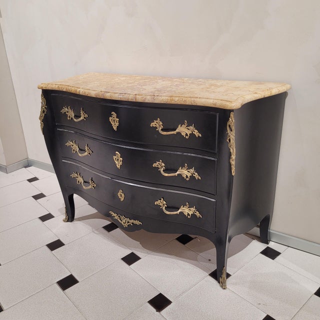 Louis XV Commode, Paris, France, 1900s For Sale - Image 16 of 18