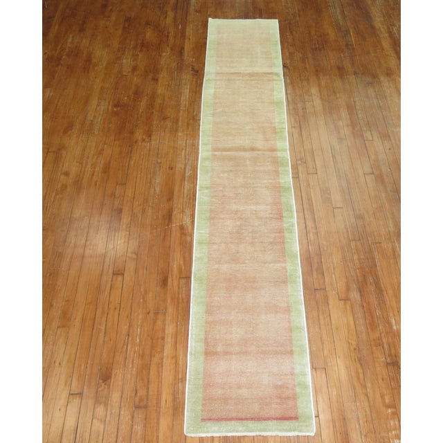 Mid 20th Century Anatolian Minimalist Runner rug no.30770 For Sale - Image 9 of 9