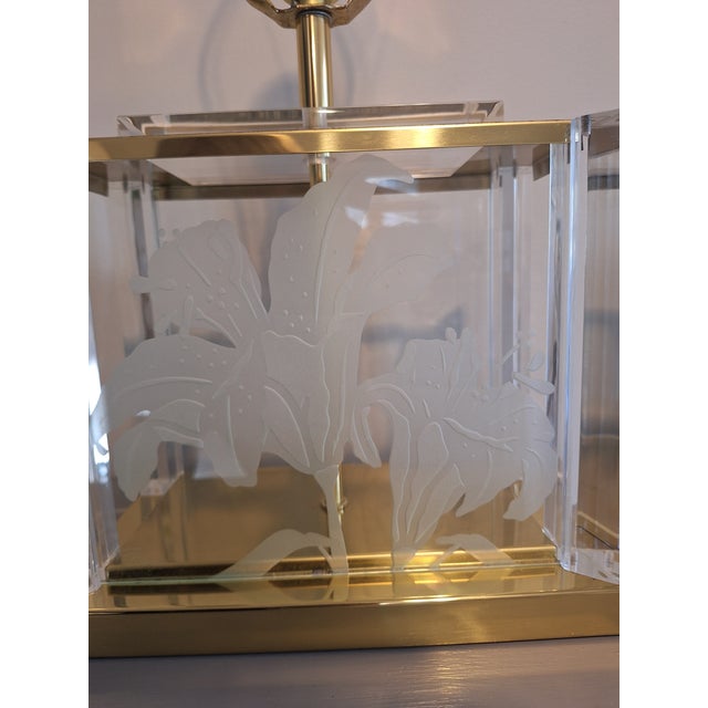 acrylic corner accents. Unlike the more common elongated pillar versions, this rare, wider variation sits at a compact 9"...