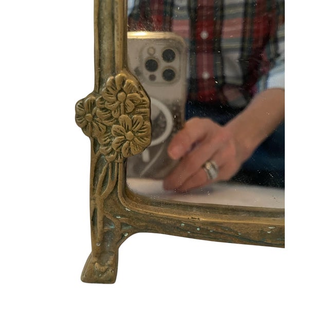 1930s 8.5” Vintage Art Nouveau Brass Figural Lady Vanity Mirror Floral Frame Tabletop For Sale - Image 5 of 5
