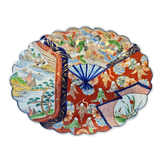 Japanese Arita Imari Porcelain Scalloped Charger Plates, 1890s, Set of 2 For Sale - Image 5 of 8