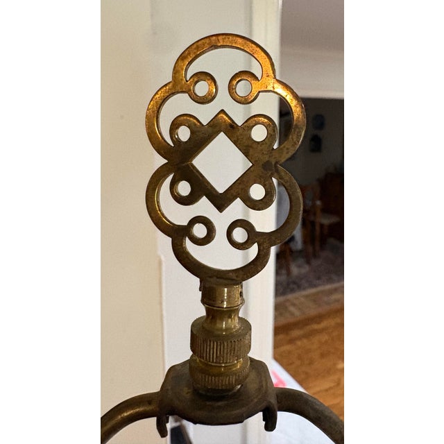 Late 20th Century Large Coral Colored Crackle‑Glaze Ginger Jar Table Lamp With Wooden Ming Base for Palm Beach Regency or Coastal Decor. See Photos! For Sale In New Orleans - Image 6 of 10
