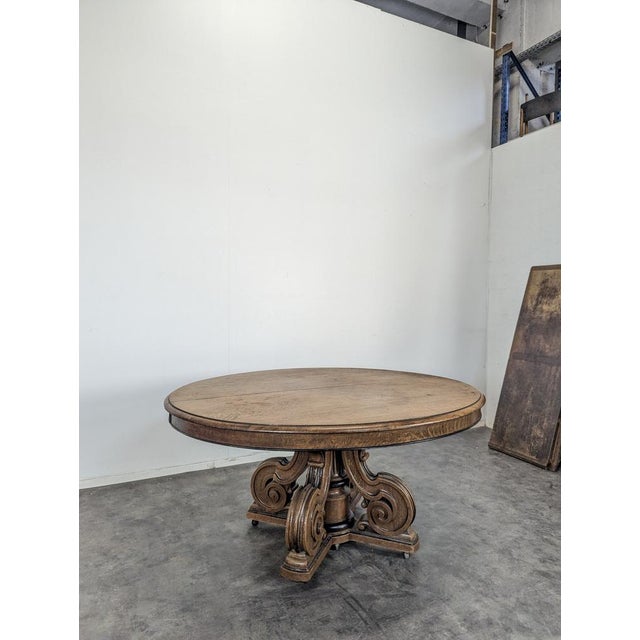 Oak Castle Side Table with Extensions, in Very Good conditions.