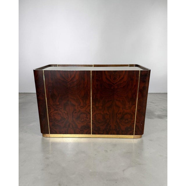 Dry Bar in Walnut Root and Brass with Mirrored Top, Italy, 1970 For Sale - Image 10 of 18