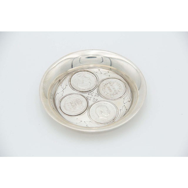 Circular Silver Catchall with 200 Reis Coins of King Carlos I For Sale - Image 3 of 3