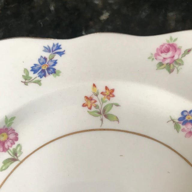 1940s M & R England "Scattered Flowers" Plates - Set of 4 For Sale In Phoenix - Image 6 of 7