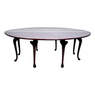Large Queen Anne Style Mahogany Hunt Table / Drop Leaf Dining Table For Sale