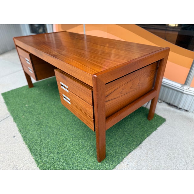Wood Danish Mid-Century Modern "Floating" Executive Desk in Teak by Dyrlund, Denmark, C. 1960s For Sale - Image 7 of 16