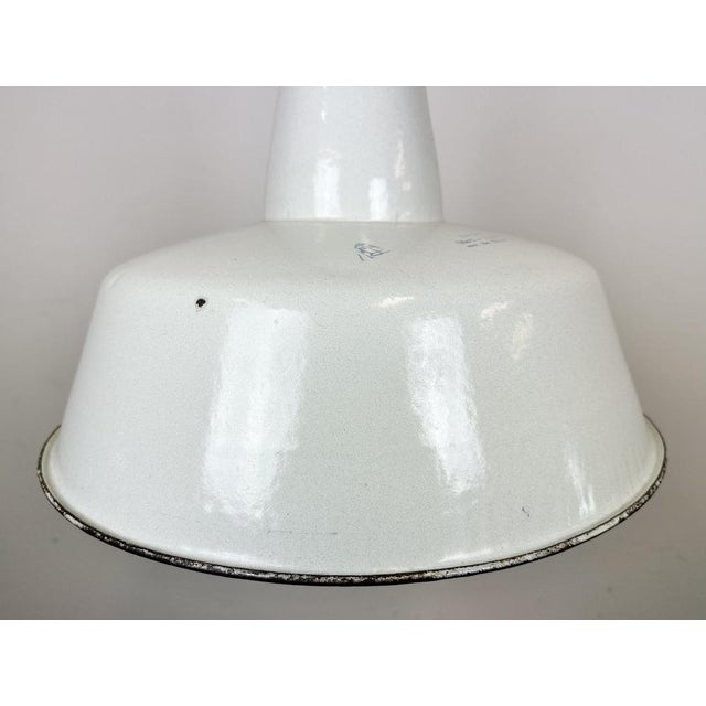 1960s Large Industrial White Enamel Factory Pendant Lamp from Zaos, 1960s For Sale - Image 5 of 18
