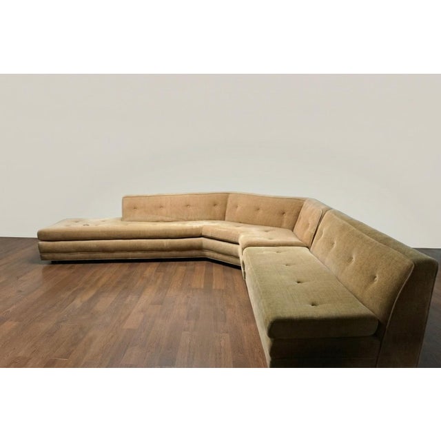 Mid-Century Modern 1950s Large Custom Sectional Attributed to Harvey Probber For Sale - Image 3 of 14