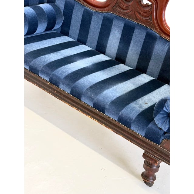 Antique Victorian Chaise Longue For Sale - Image 4 of 17