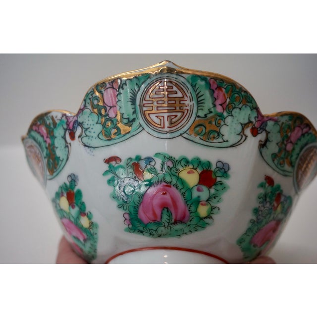 Vintage Mid-Century Famille Rose Porcelain Bowl - Hand-Decorated in Hong Kong For Sale - Image 4 of 6