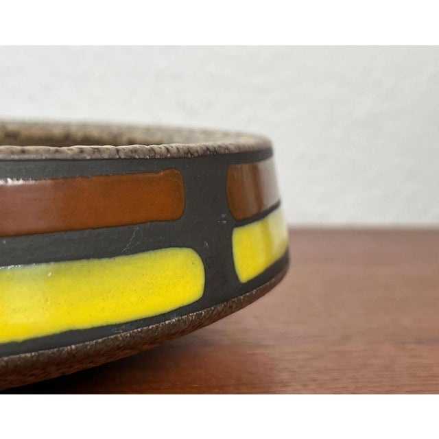 Mid-Century Space Age Large Pottery Bowl from Knabstrup, Denmark, 1960s For Sale - Image 13 of 15