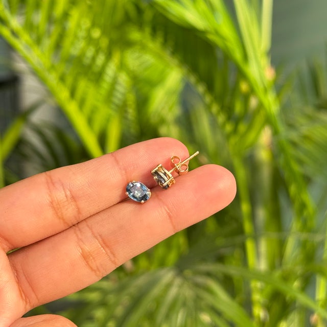 Prong Set 1.88 Ct Blue Sapphire Minimalist Stud Earrings in 14k Gold- A Pair For Sale In New York - Image 6 of 13