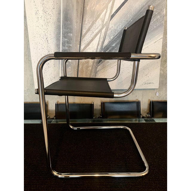 Metal Set of 6 Matteo Grassi Mg5 Attributed Cantilevered Dining Chairs in Black Leather and Chrome, Italy, 1980s For Sale - Image 7 of 12