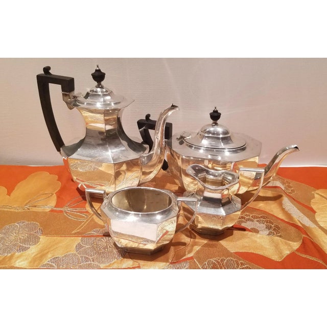 About Manufacturers: Henry Birks & Company was established in Montreal in 1879 as a retail jeweler. . In 1897 Birks bought...